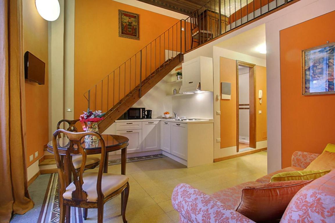 Apartments Puccini Φλωρεντία Δωμάτιο φωτογραφία